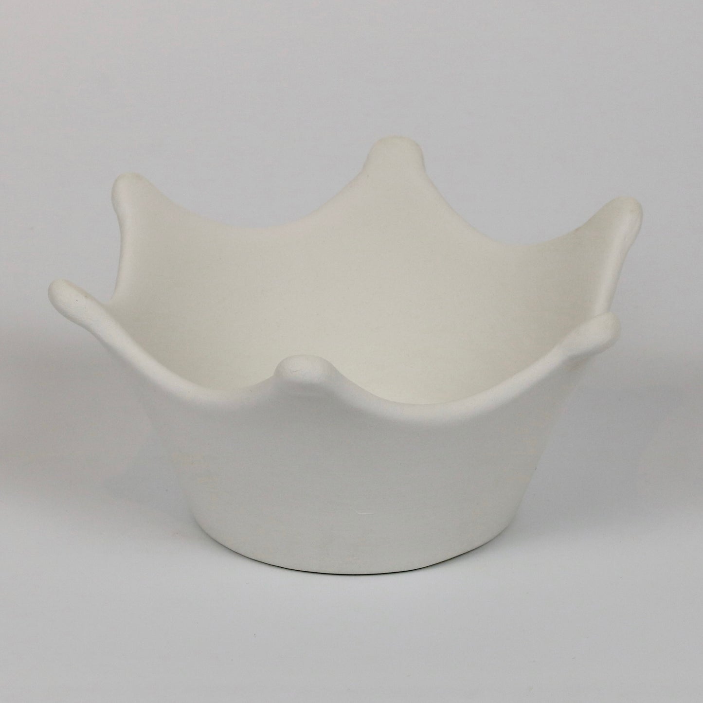 Schale mit Kronenform aus Keramik zum Bemalen