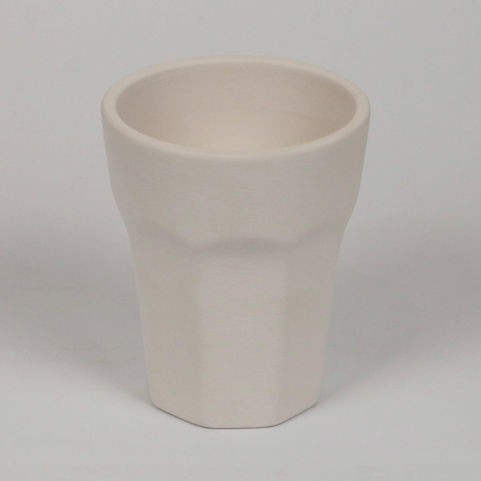 Becher aus Keramik zum Bemalen